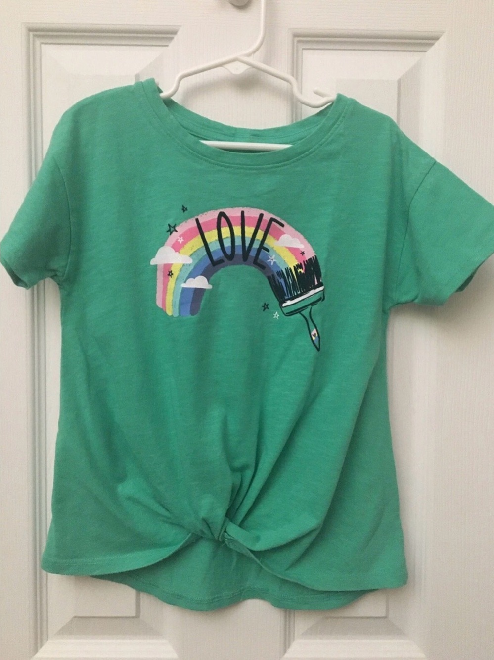 SO Girls T Shirt Size S 7 Green Twist Front Love Rainbow Paint Brush